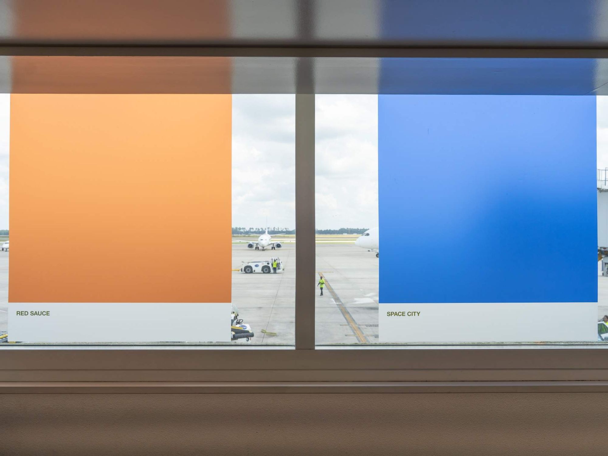 H-Tones art installation IAH Airport