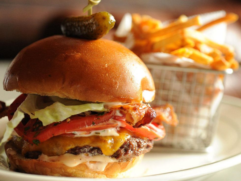 hamburger burger BRC Pub Burger with french fries