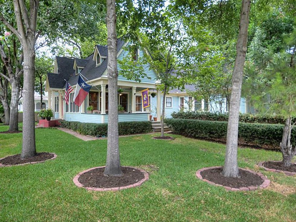 Heights house for sale September 2013 405 Woodland St. mature trees and landscaping