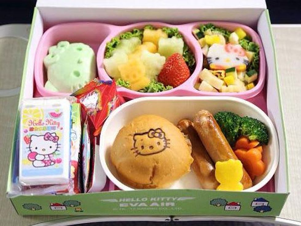 Hello Kitty EVA Airlines food