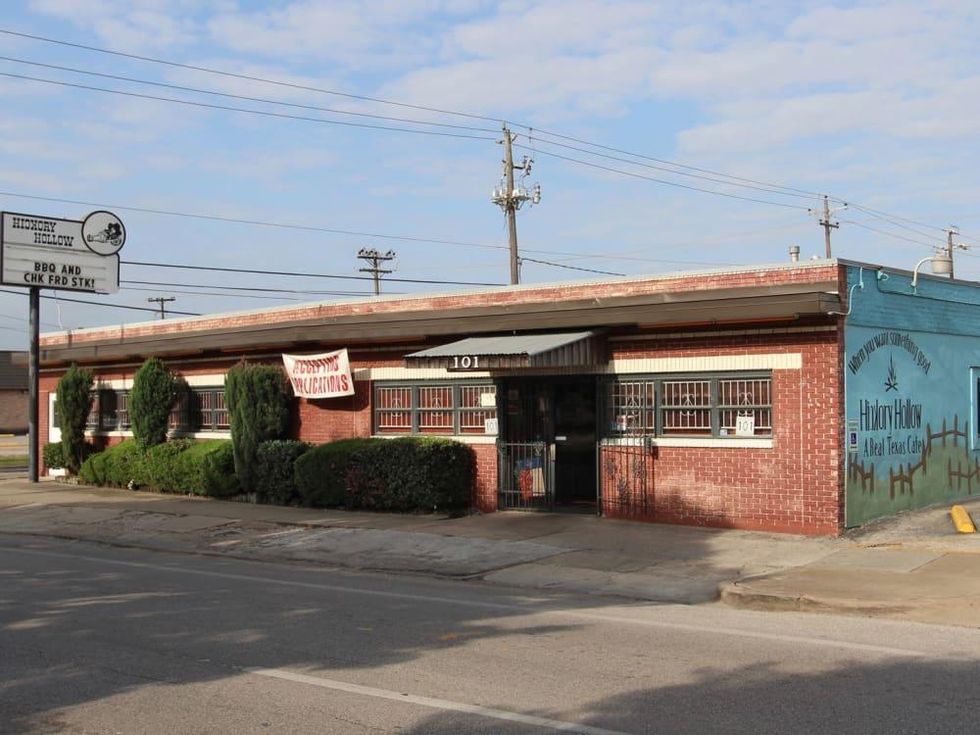 Hickory Hollow exterior