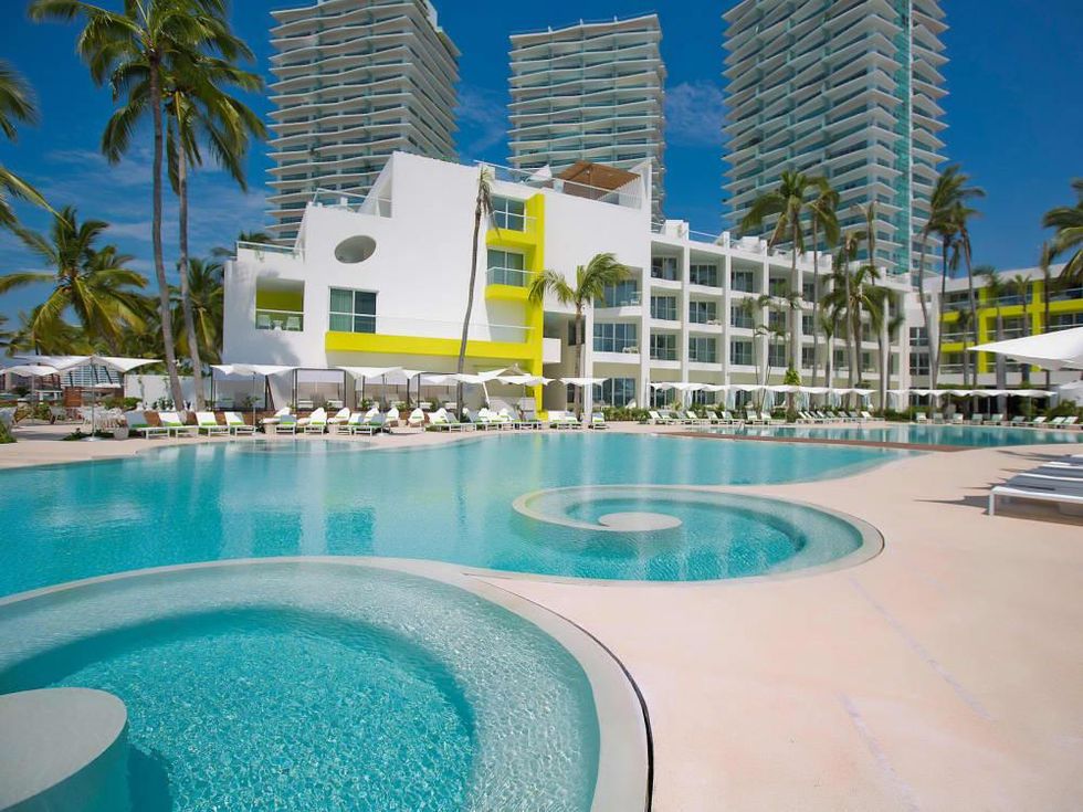 Hilton Puerto Vallarta Resort swimming pool