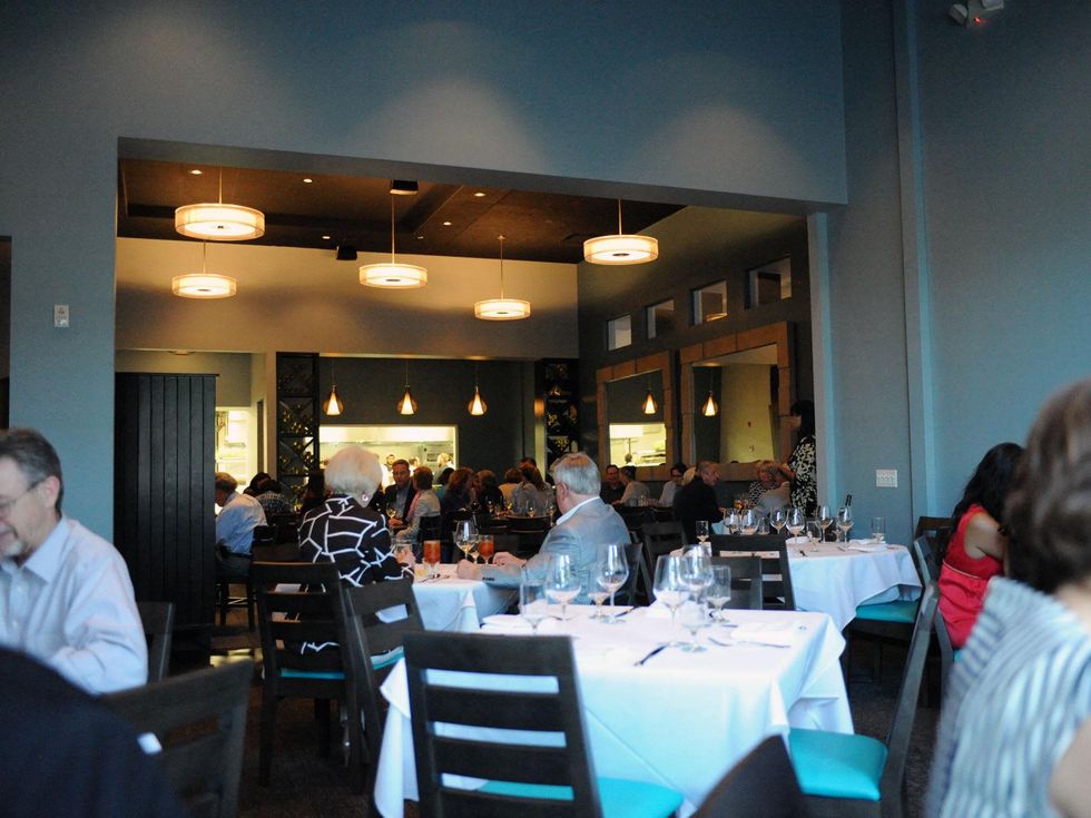 Holley's interior with crowd July 2014