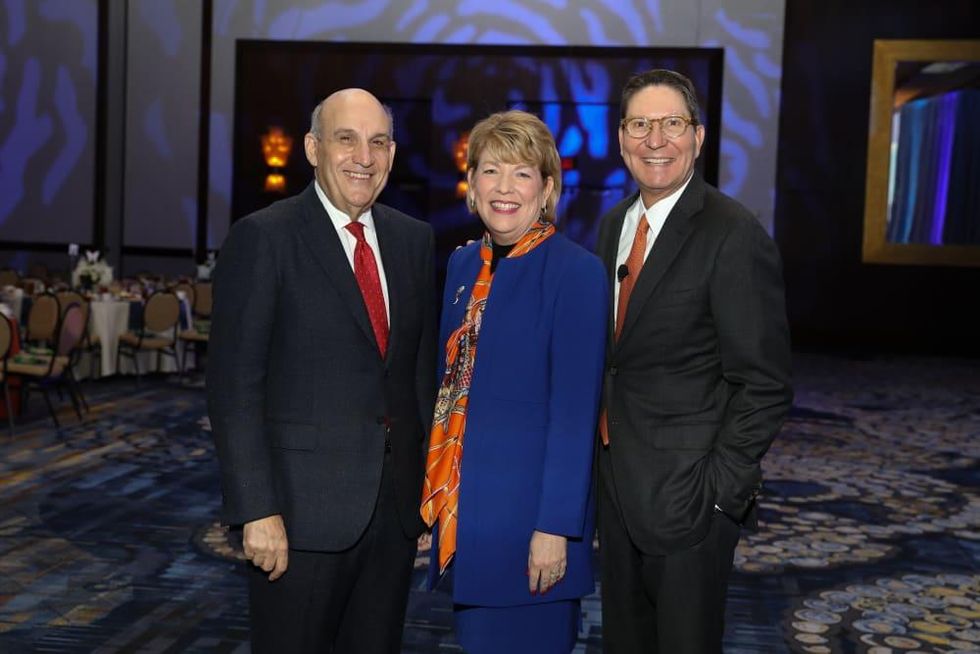 Holocaust Museum Houston Astros Foundation Human Spirit Award HMH Chair Benjamin Warren, HMH CEO Dr. Kelly J. Z\u00fa\u00f1iga, H-E-B President Scott McClelland