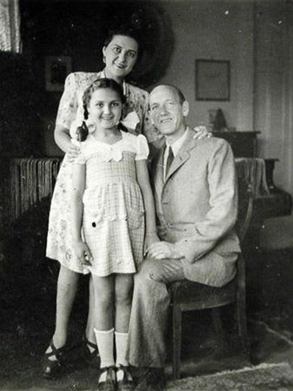 Holocaust Museum, The Righteous Among the Nations, Jozsef Vamos, the Fellners with daughter Andrea 1946