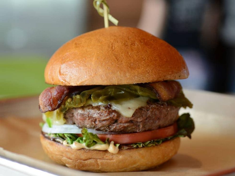 Hopdoddy burger
