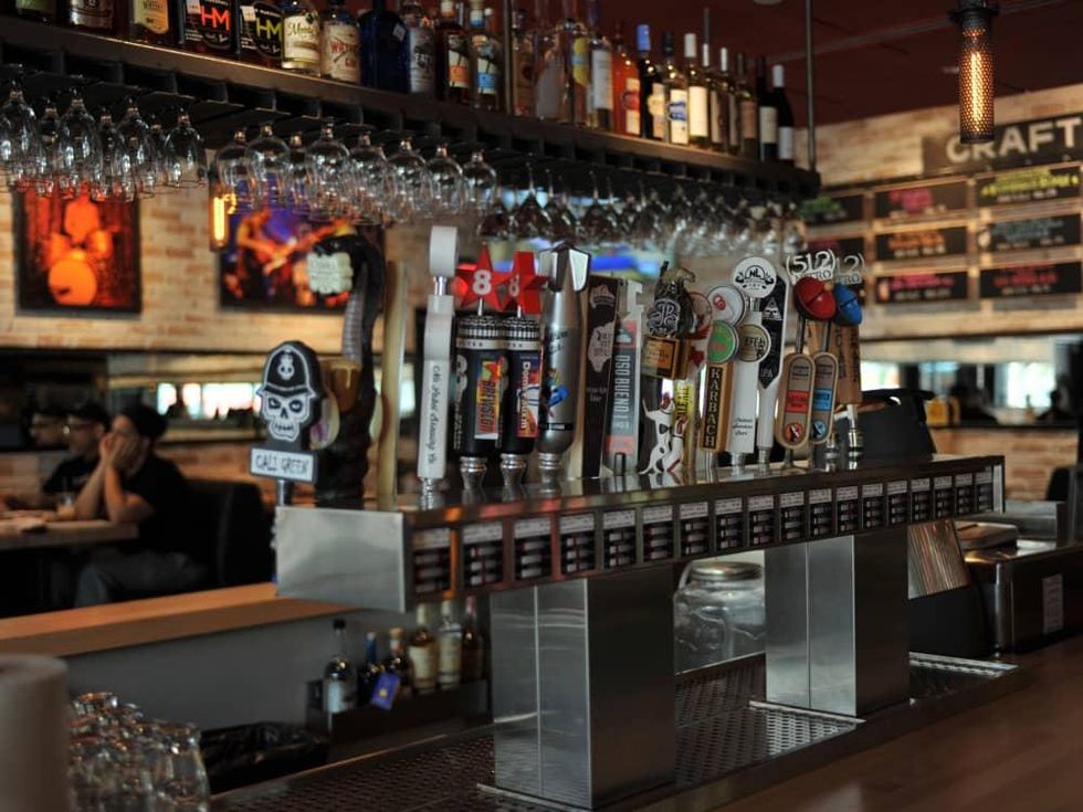 Hopdoddy Rice Village interior