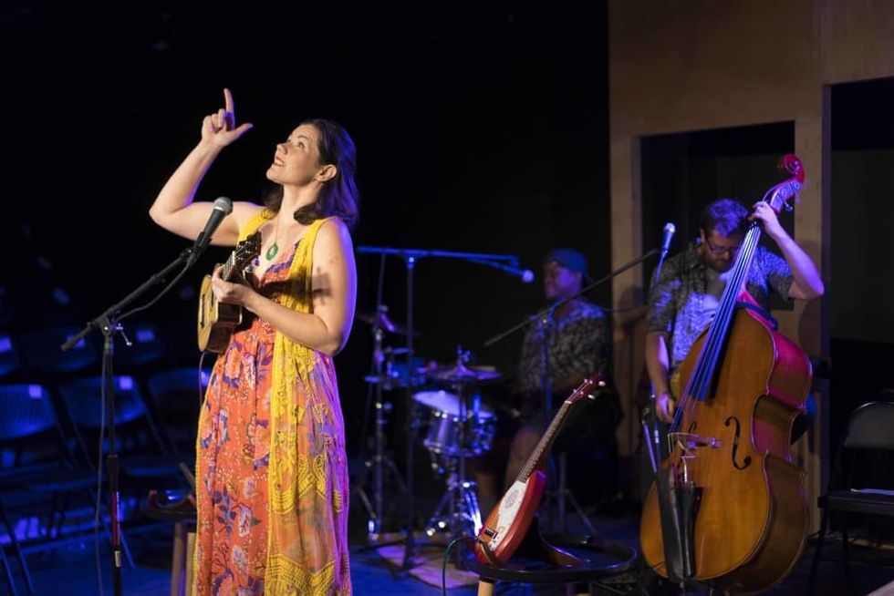 Horse Head Theatre-We're Gonna to Die