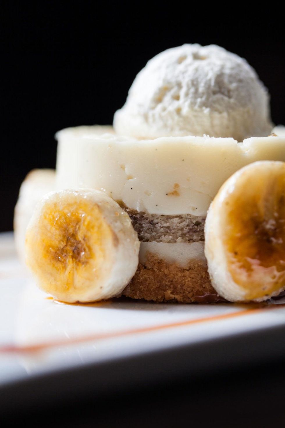 Hotel Derek Revolve banana pudding