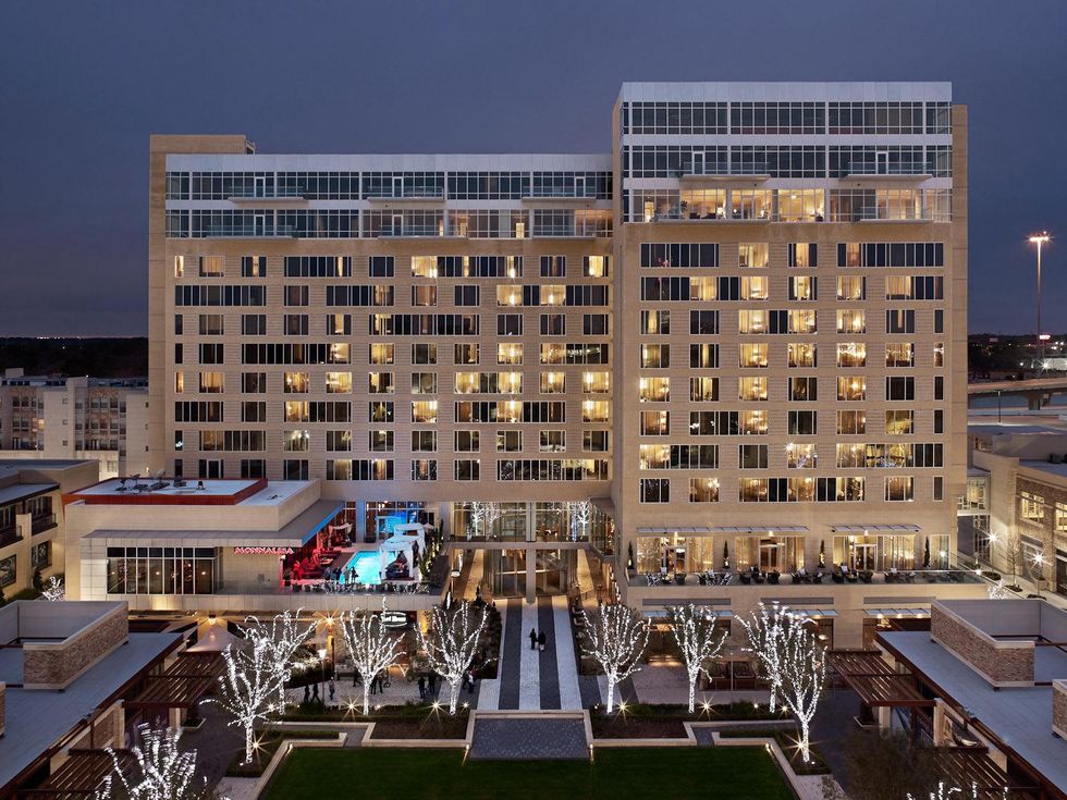 Hotel Sorella CityCentre back of building from CityCentre Plaza