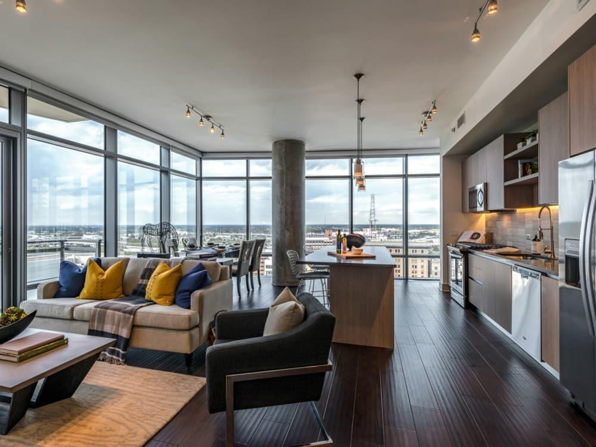 Houston, Aris Market Square, December 2017, Two bedroom apartment