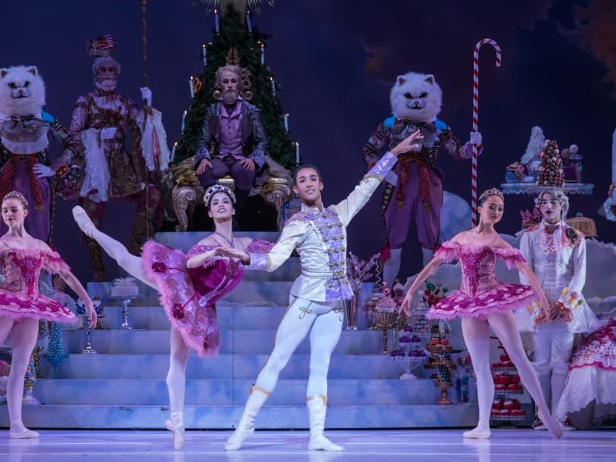 Houston Ballet Principal Karina González as Sugar Plum Fairy and Soloist Harper Watters as Nutcracker Prince with Artists of Houston Ballet and Students of Houston Ballet Academy in Stanton Welch’s The Nutcracker