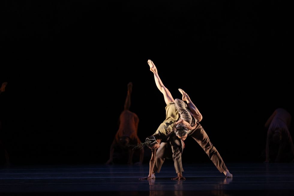 Houston Ballet Soloist Aoi Fujiwara and Principal Connor Walsh in Disha Zhang\u2019s\u00a0Elapse.