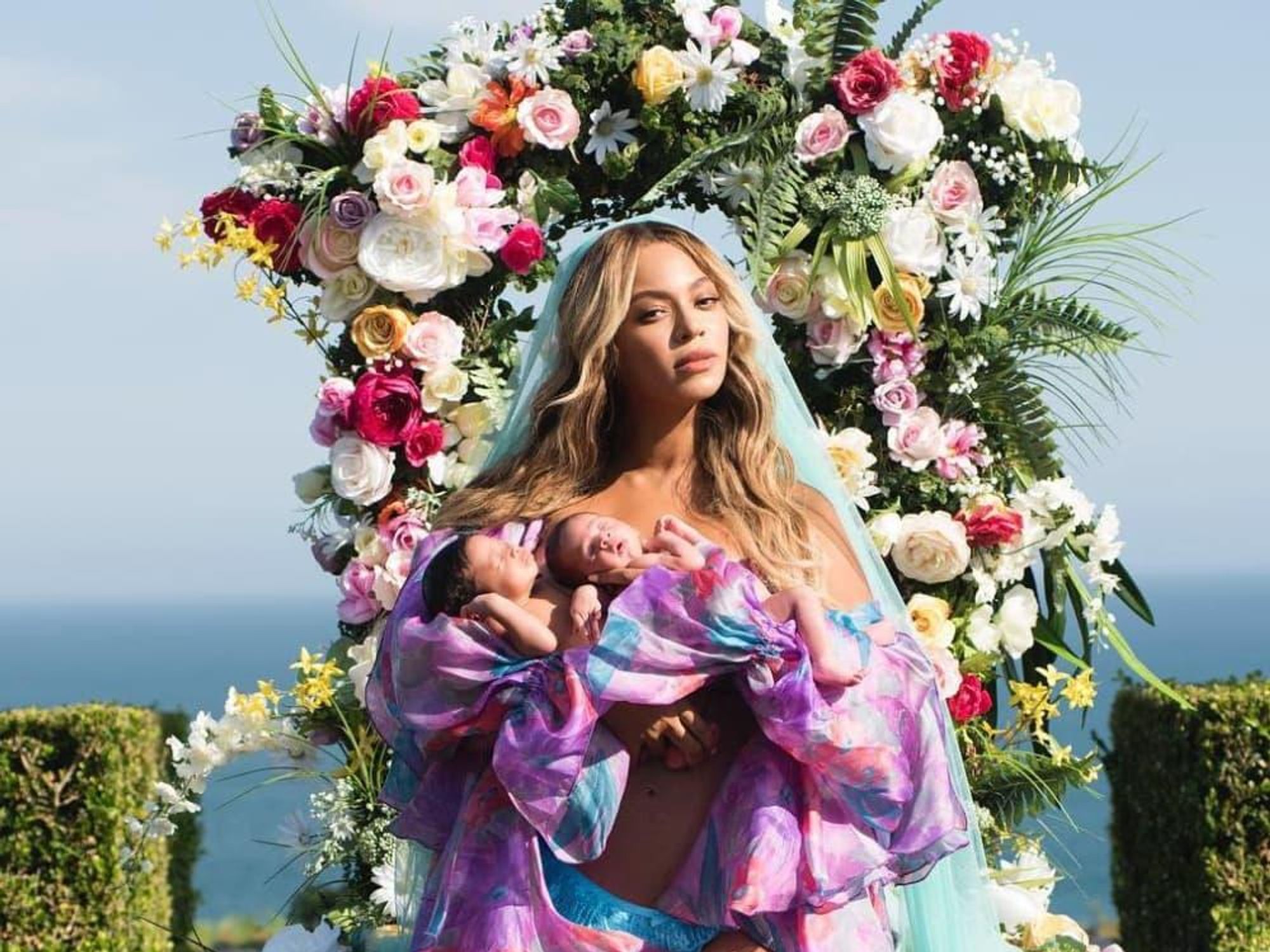 Houston, Beyonce, July 2017, Beyonce shares first photo of twins