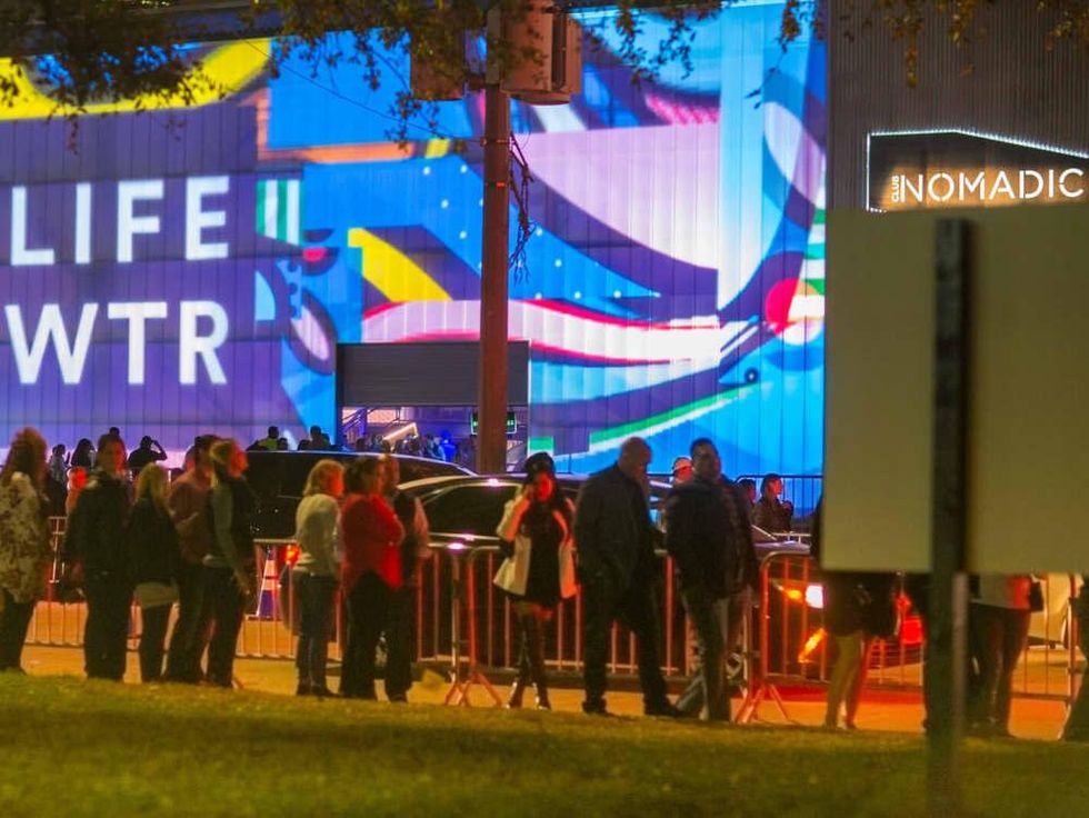 Houston, Bruno Mars Art After Dark Super Bowl Party, Jan 2017, Concert-goers