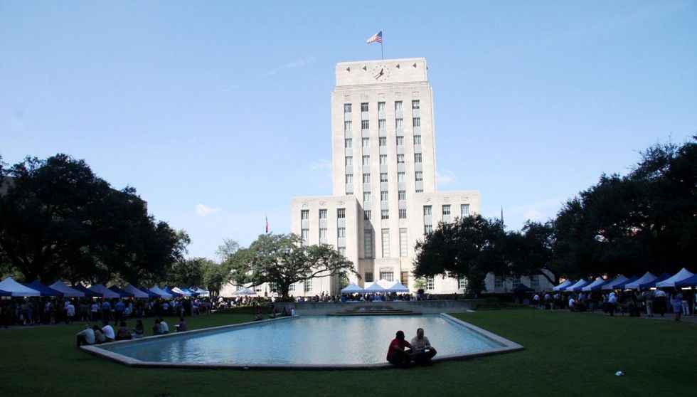 Houston City Hall farmers market day