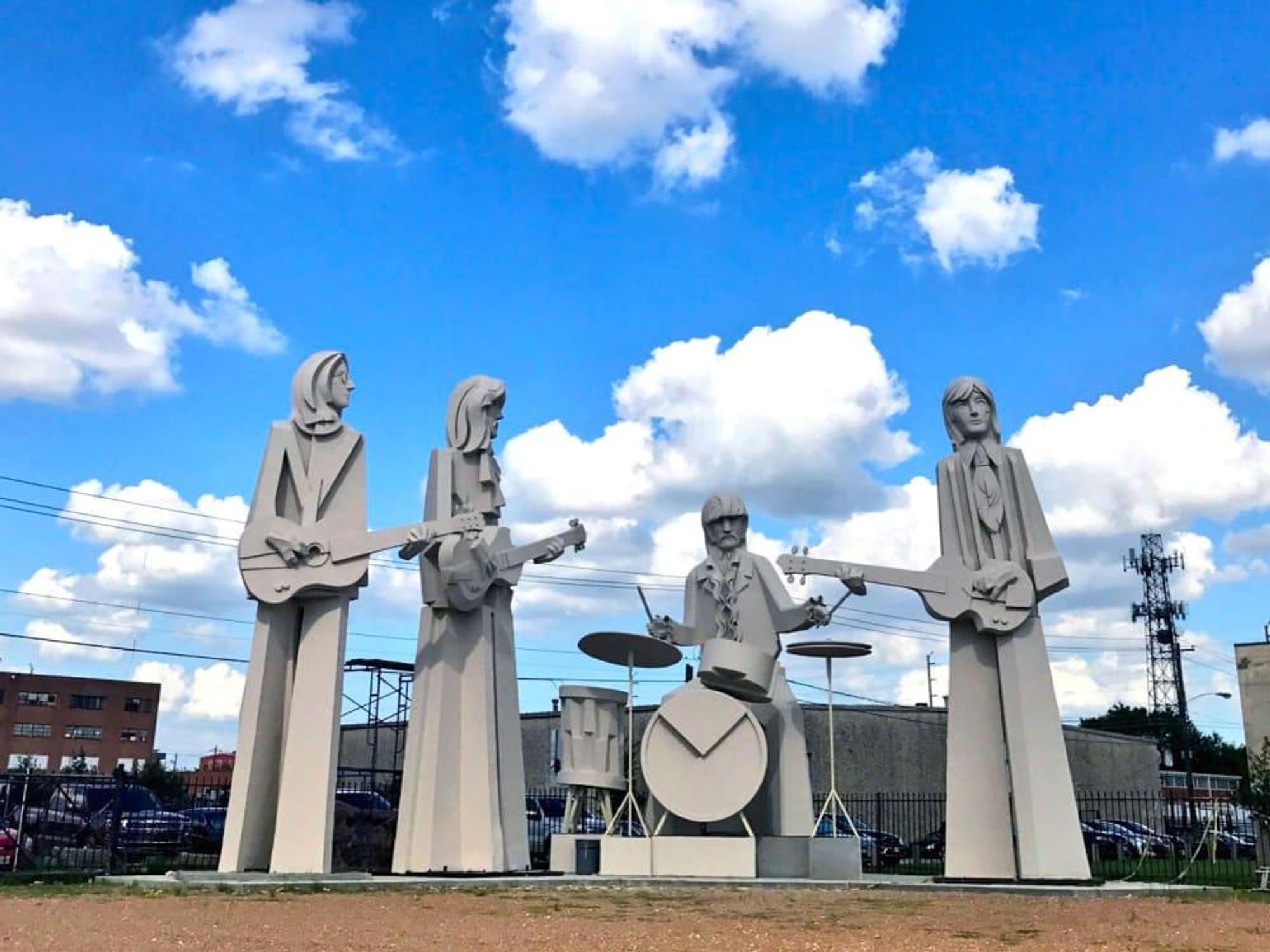 Houston, David Adickes, The Beatles at 8th Wonder Brewery