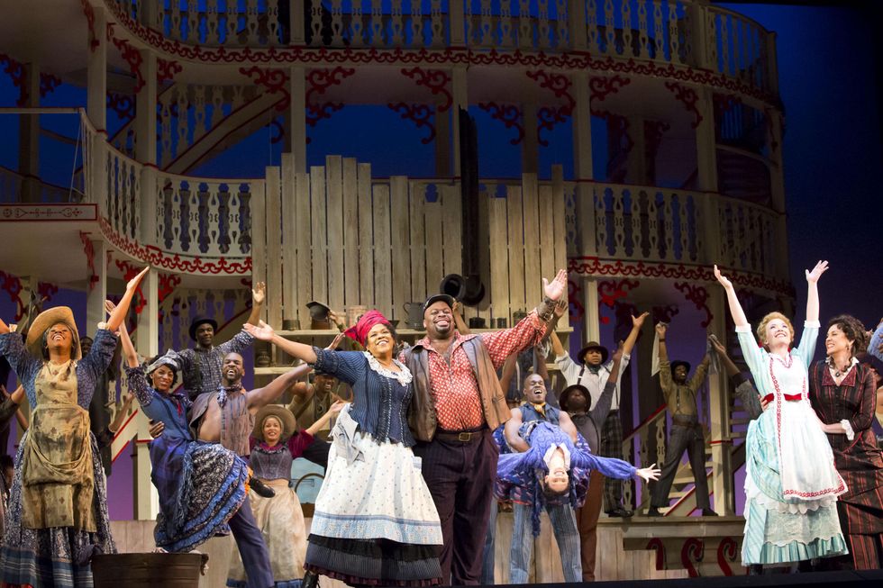 Houston Grand Opera, Showboat, January Queenie (Marietta Simpson), Joe (Morris Robinson), Magnolia (Sasha Cooke) and Julie (Melody Moore) sing Can't Help Lovin' Dat Man\u201d