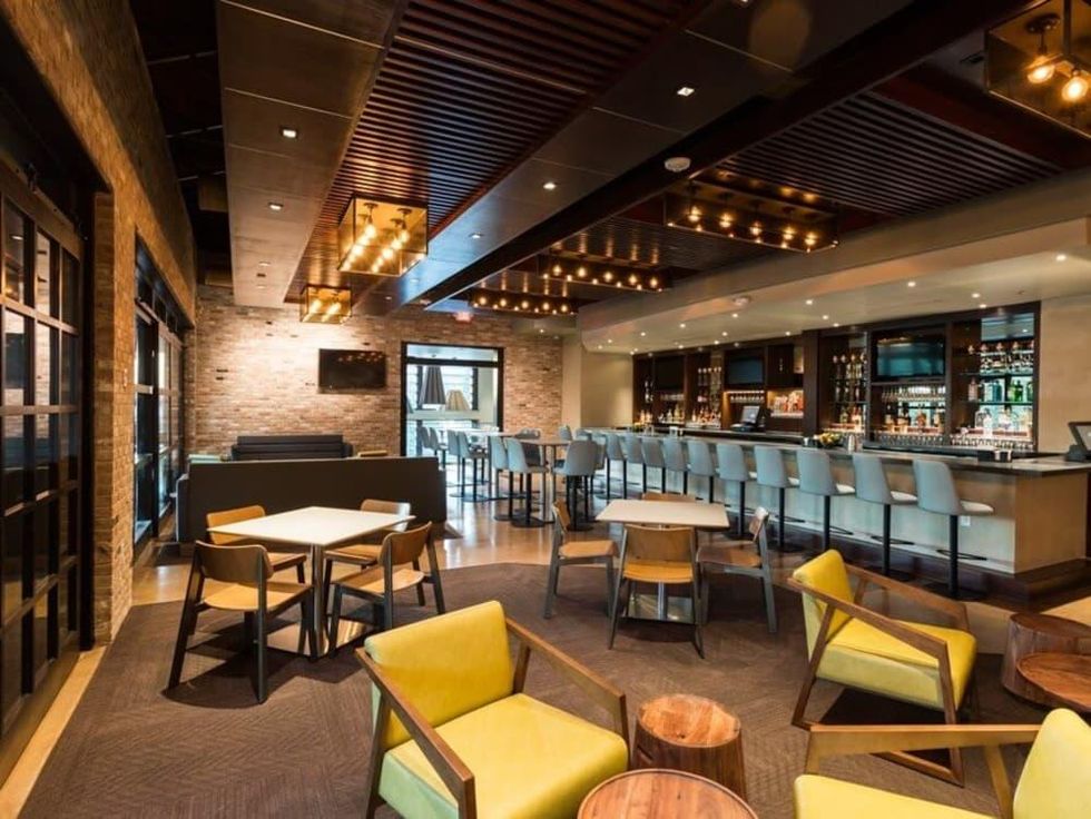 Houston, Hungyr's Rice Village Upstairs bar and lounge, Dec 2016