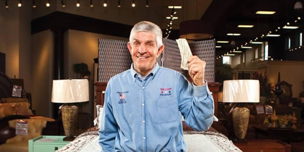 Jim Mattress Mack Mcingvale invites Houstonians to a Thanksgiving meal at  his store - CultureMap Houston