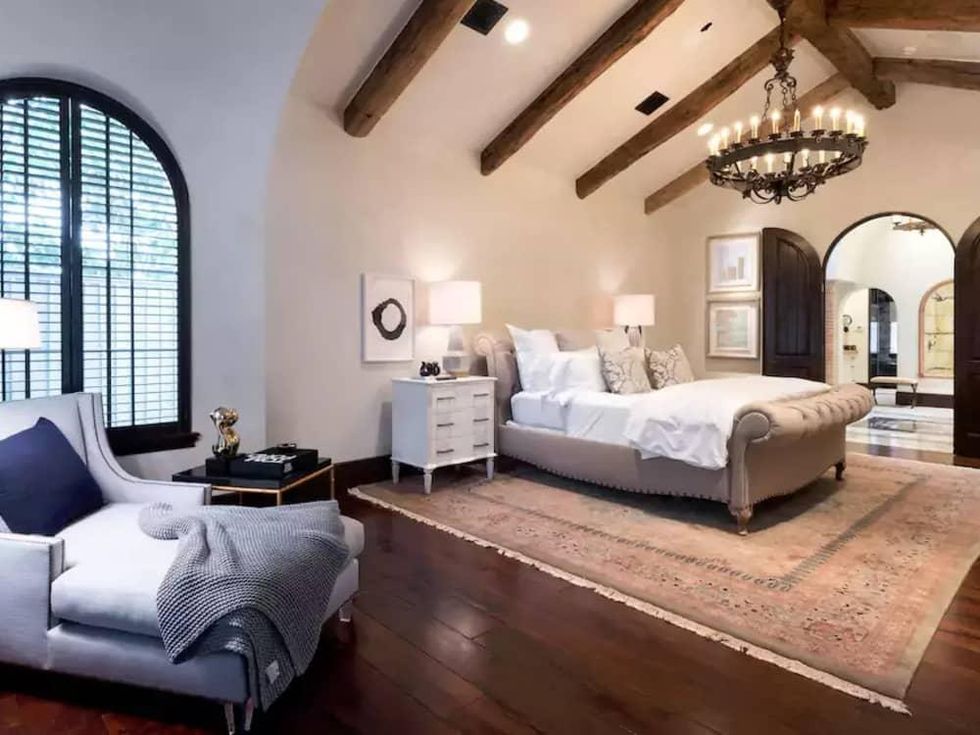 Houston, Lady Gaga's Super Sunday, Super Bowl LI, Feb 2017, 2 Memorial Drive bedroom