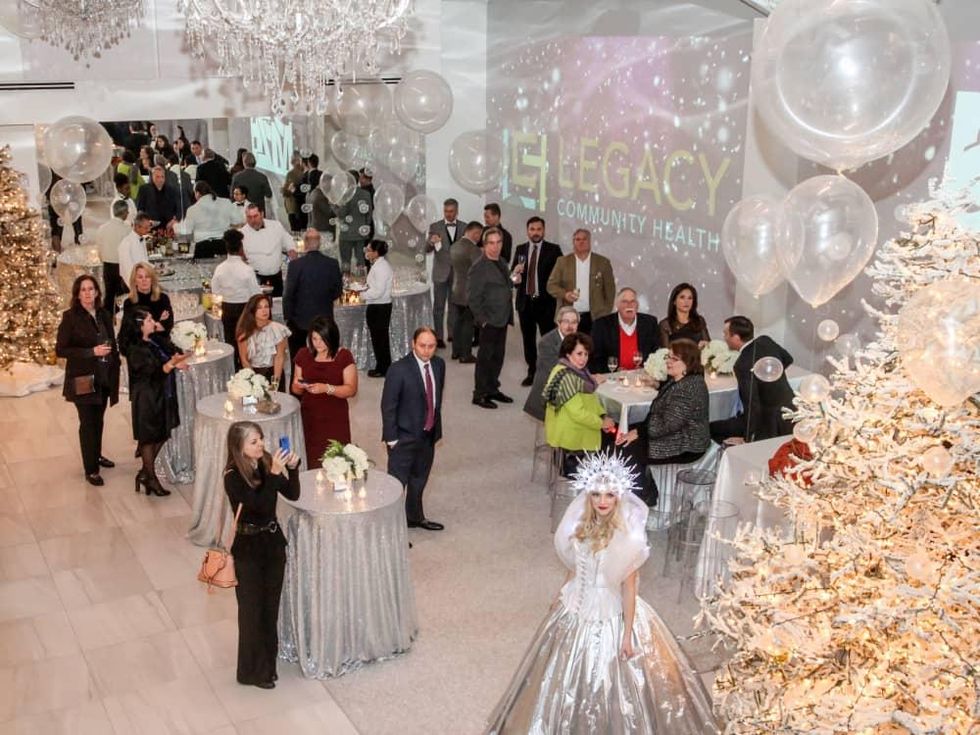 Houston, Legacy Services Holiday Schmooze, Dec 2016, room view
