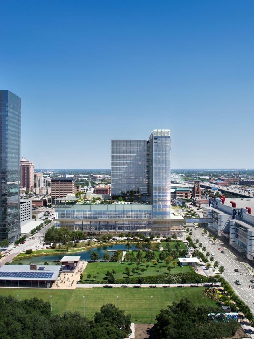 Houston, Marriott Marquis hotel downtown, September 2015, exterior view of hotel