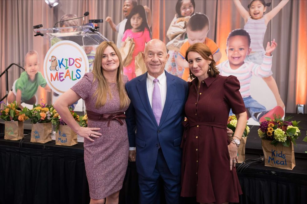 Houston Mayor John Whitmire with daughters Sarah and Whitney