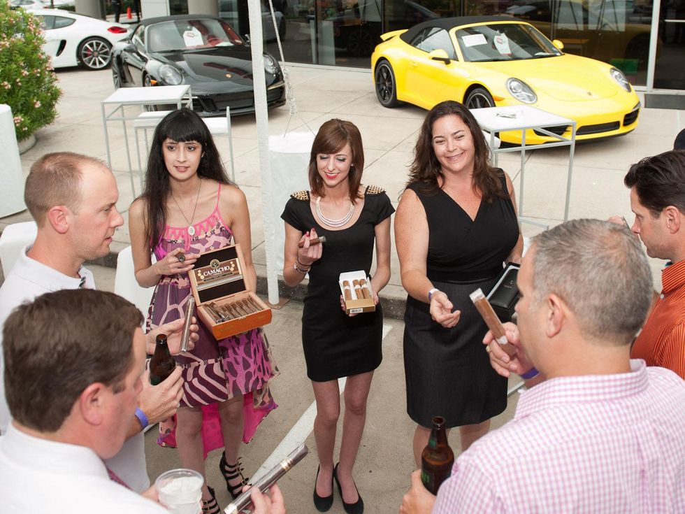 Houston Men with Momentum May 2013 cigar girls