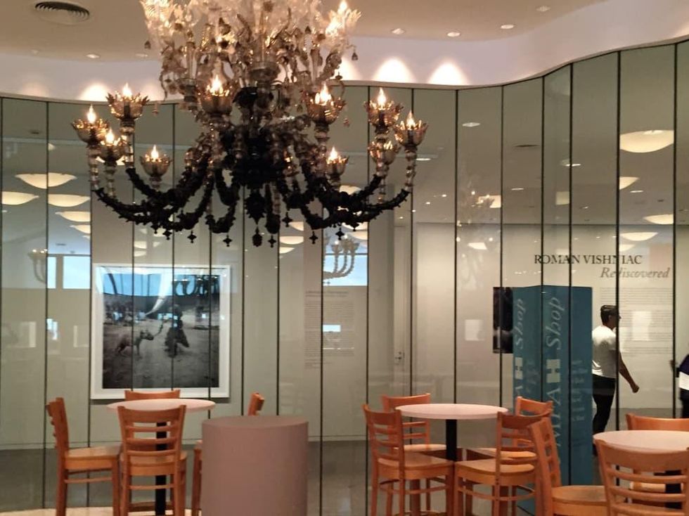 Houston, MFACafe, October 2015, chandelier