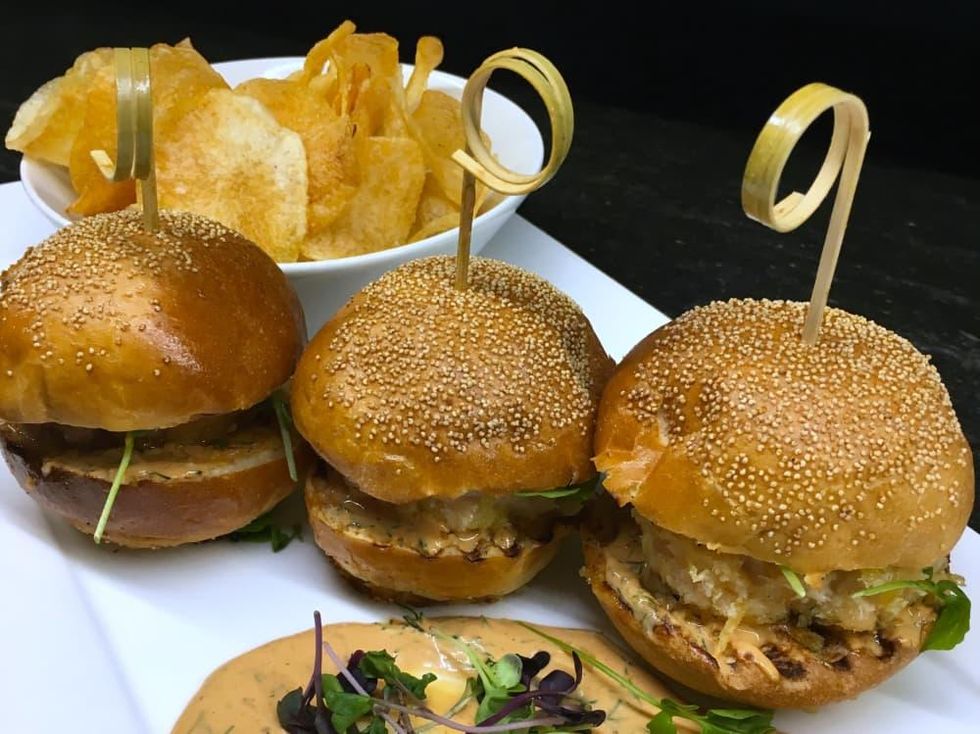 Houston, new happy hour deals, feb 2017, Weights + Measures Salmon Sliders