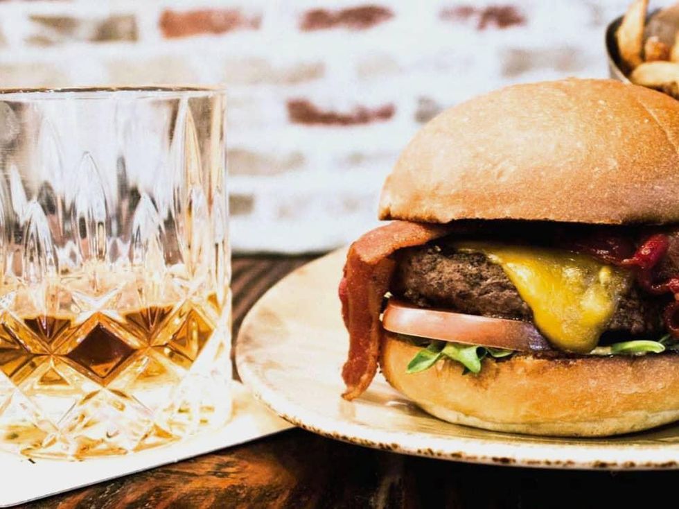Houston, new happy hours, The General Public, bacon burger