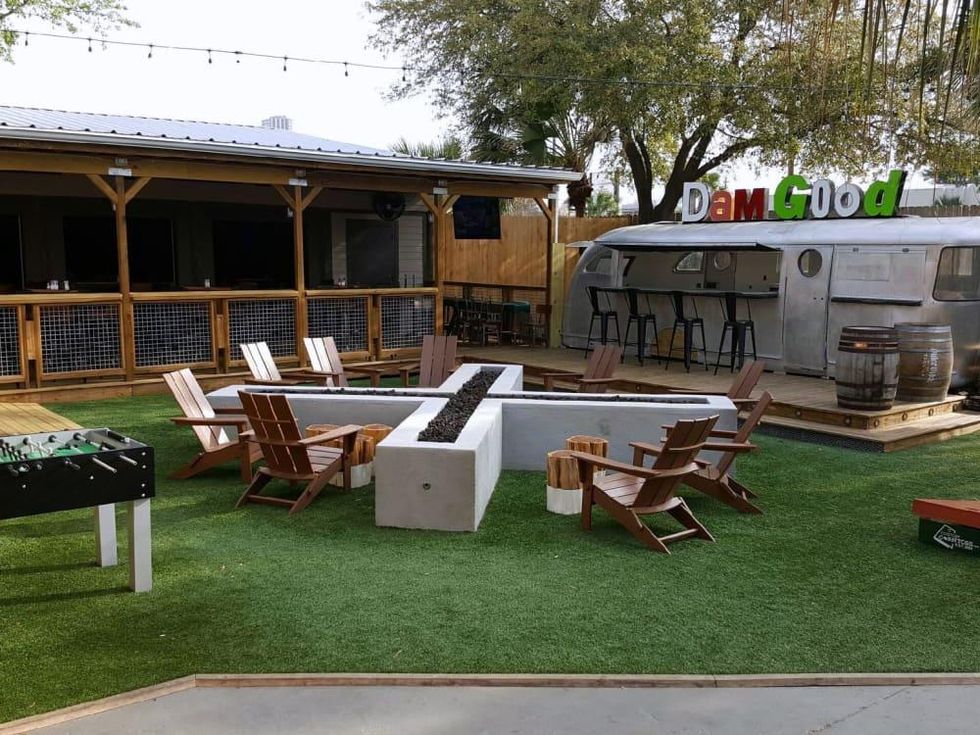 Houston, new patios, April 2017, Beavers Westheimer