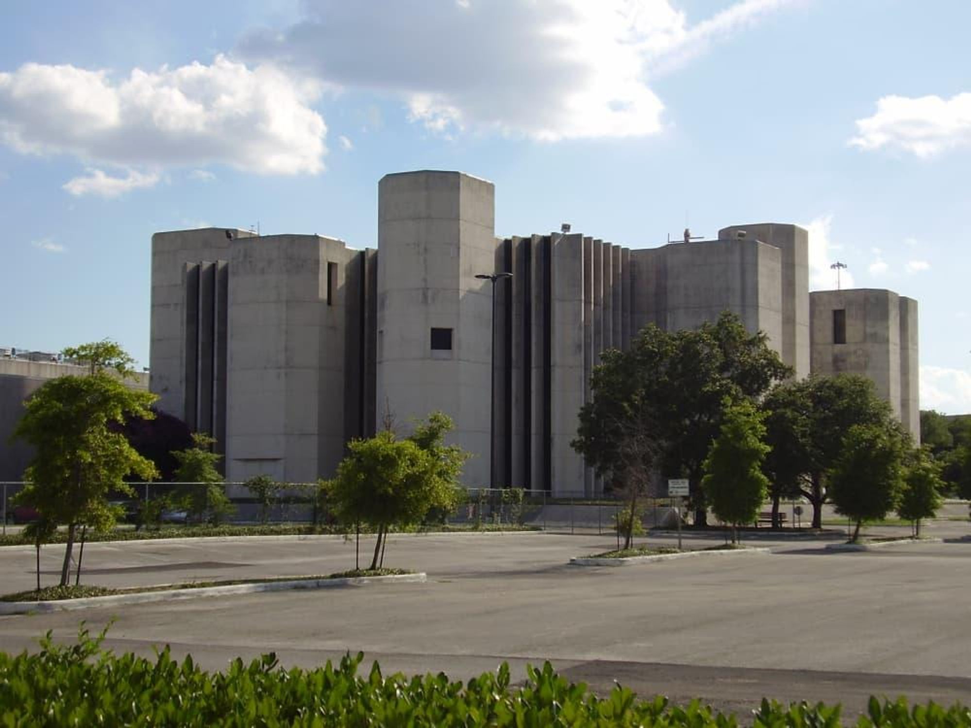 Houston Post building to be occupied by Houston Chronicle