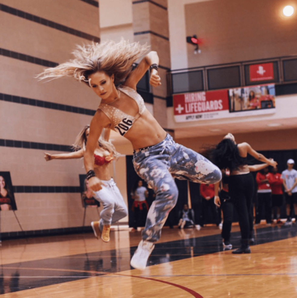 Houston Rockets Power Dancers competition