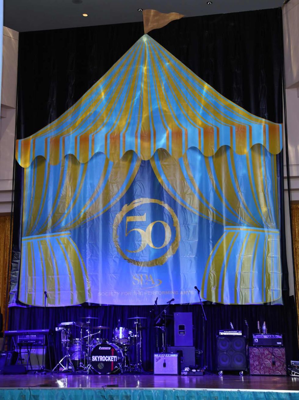 Houston, Society for the Performing Arts, April 2017, the big top behind the stage
