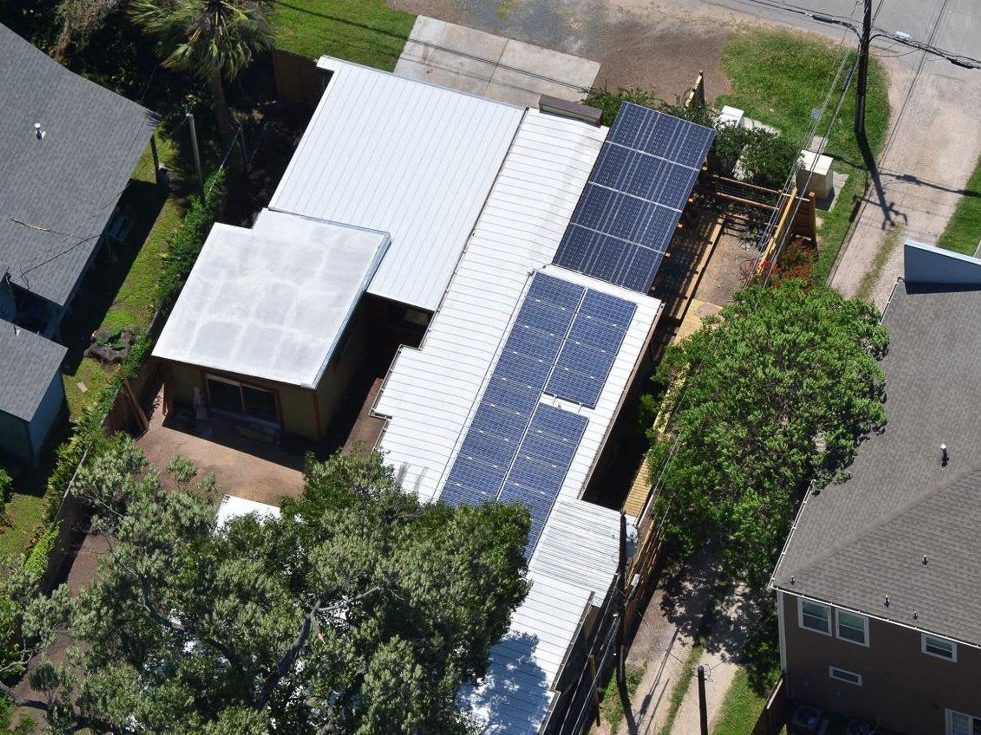 Houston Solar Home Tour October 2013 Heights residence 409 W. 8th St.