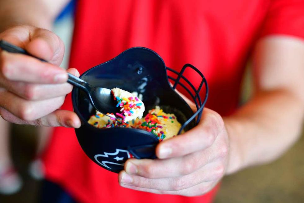 Houston Texans slash concession prices on most popular food and