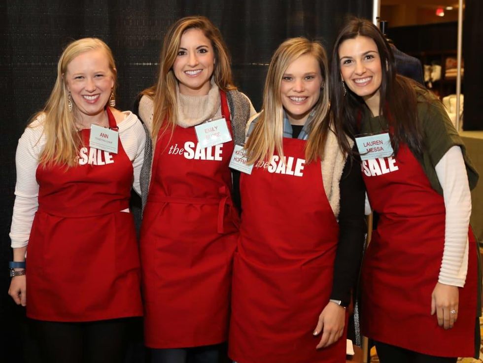 Houston, Tri Delta The Sale benefiting TCH, Jan 2017, Ann Woods, Emily Bloss, Kathleen Hoffman, Lauren Messa