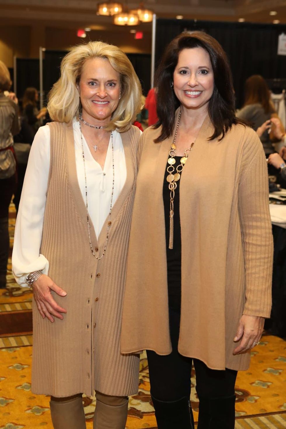 Houston, Tri Delta The Sale benefiting TCH, Jan 2017, Barbara Irvin, Rickie Duke