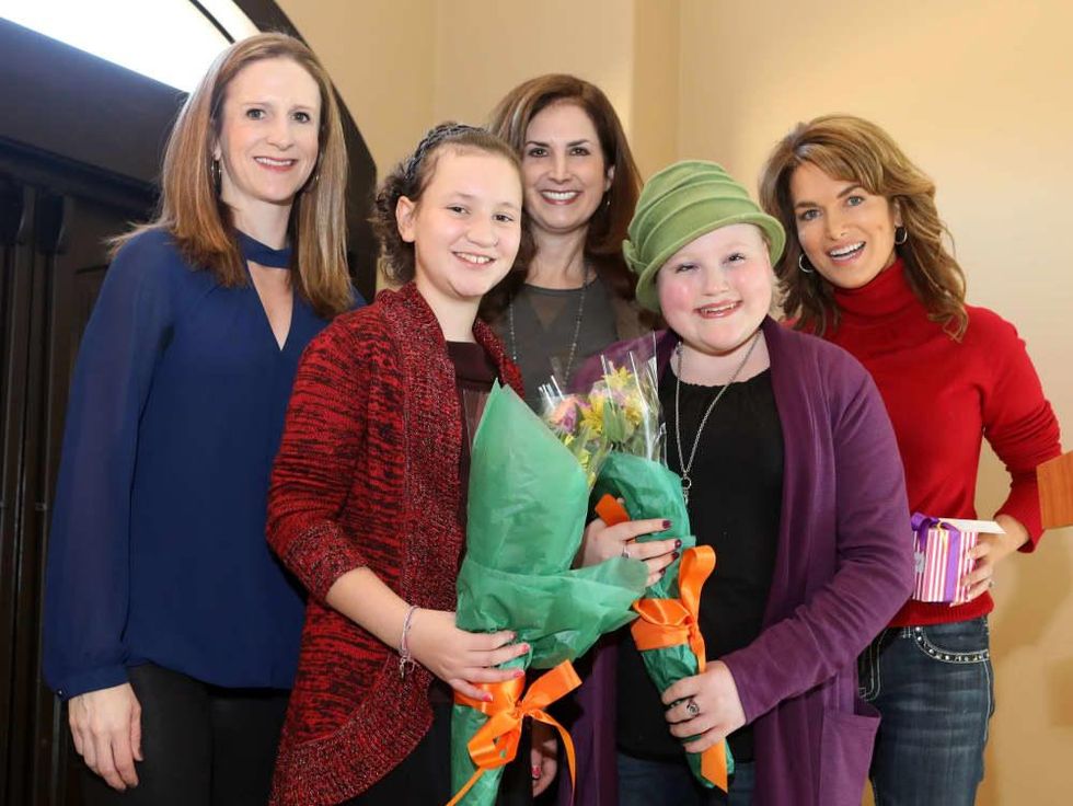 Houston, Tri Delta The Sale benefiting TCH, Jan 2017, Laura Williams, Sophia de la Morena, Tracy McCleary, Emily Freeman, Melissa Wilson