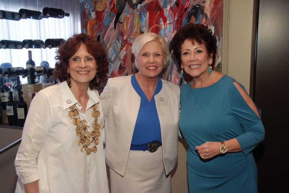 Houston, Women\u2019s Excellence in Business Series Luncheon, May 2016, Donna Vallone, Sallie Sargent, Kathryn Mumaw