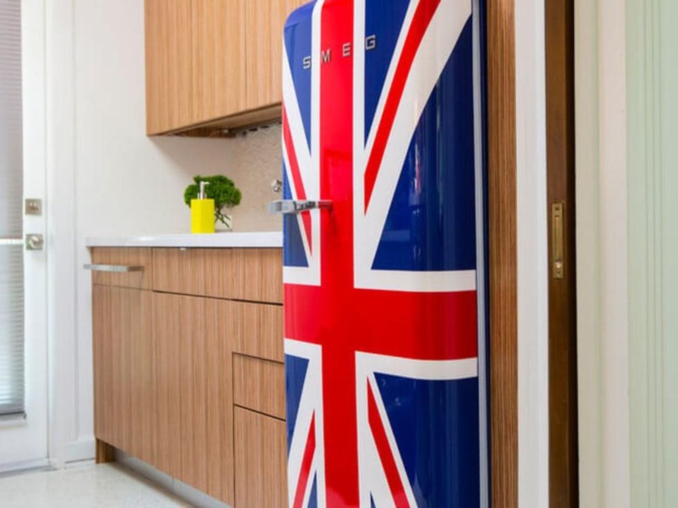 Houzz Houston house home 1960s London Texas style kitchen Union Jack refrigerator fridge