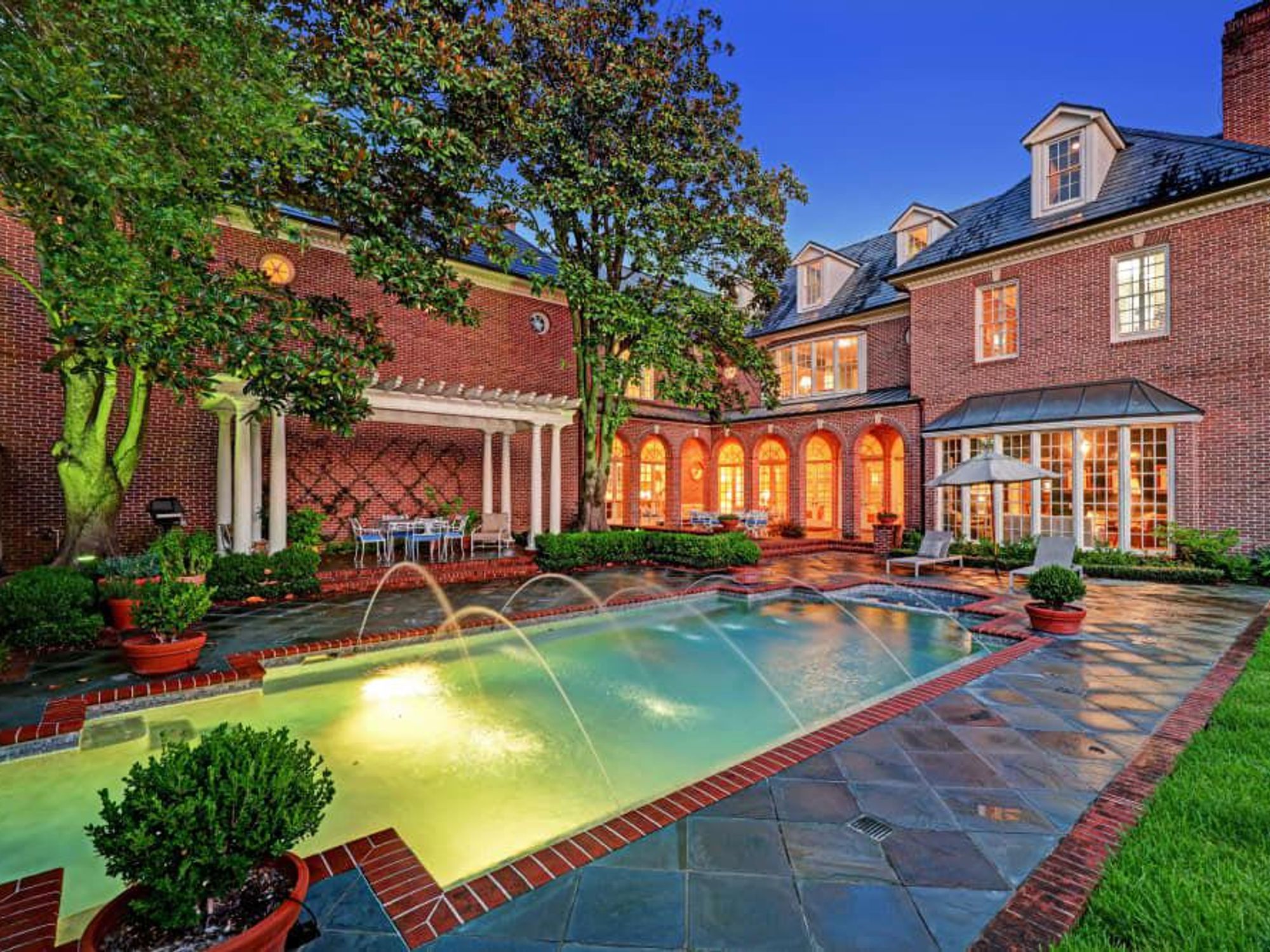 HTX_3320 Chevy Chase