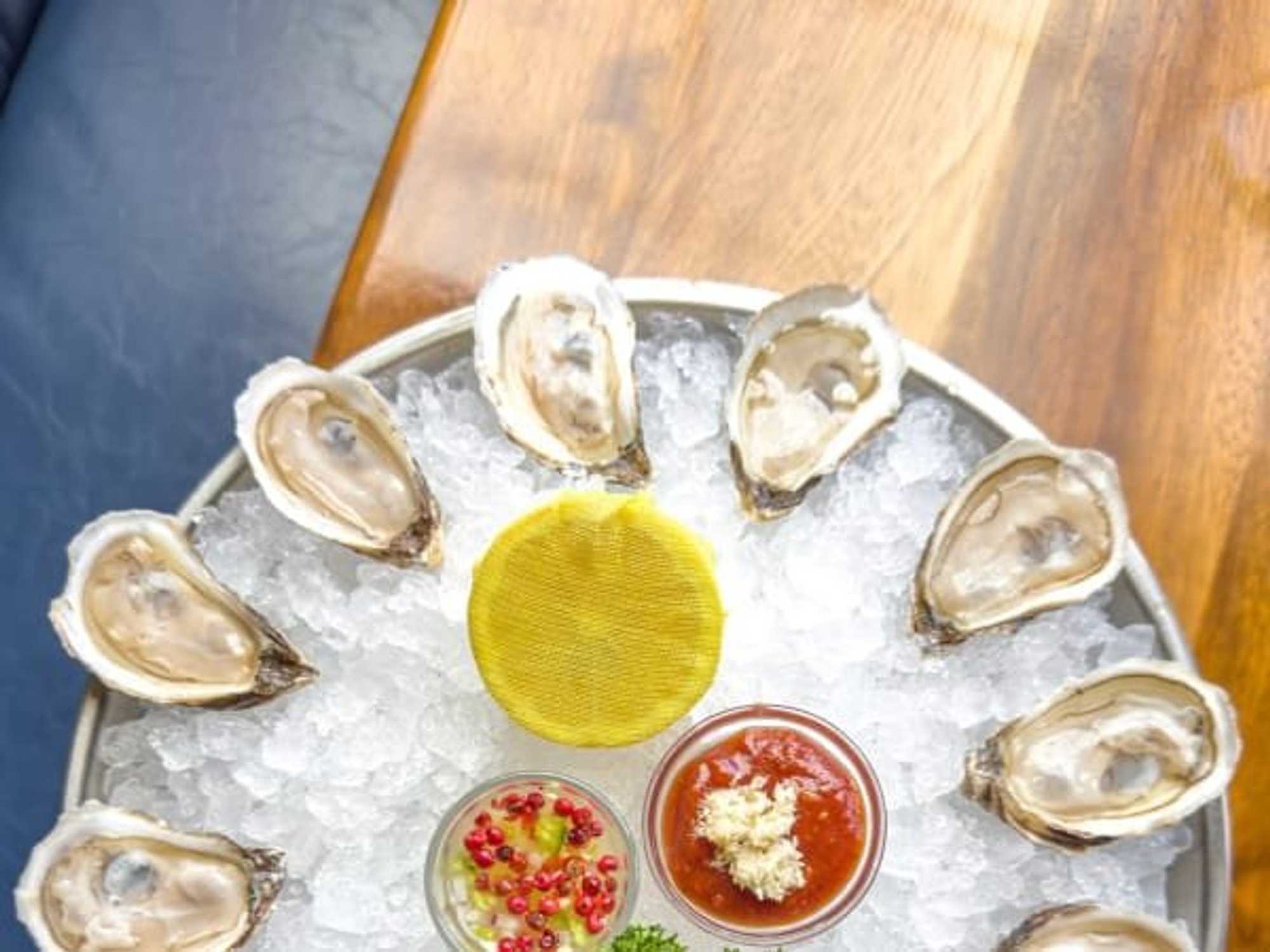 Hudson House oysters