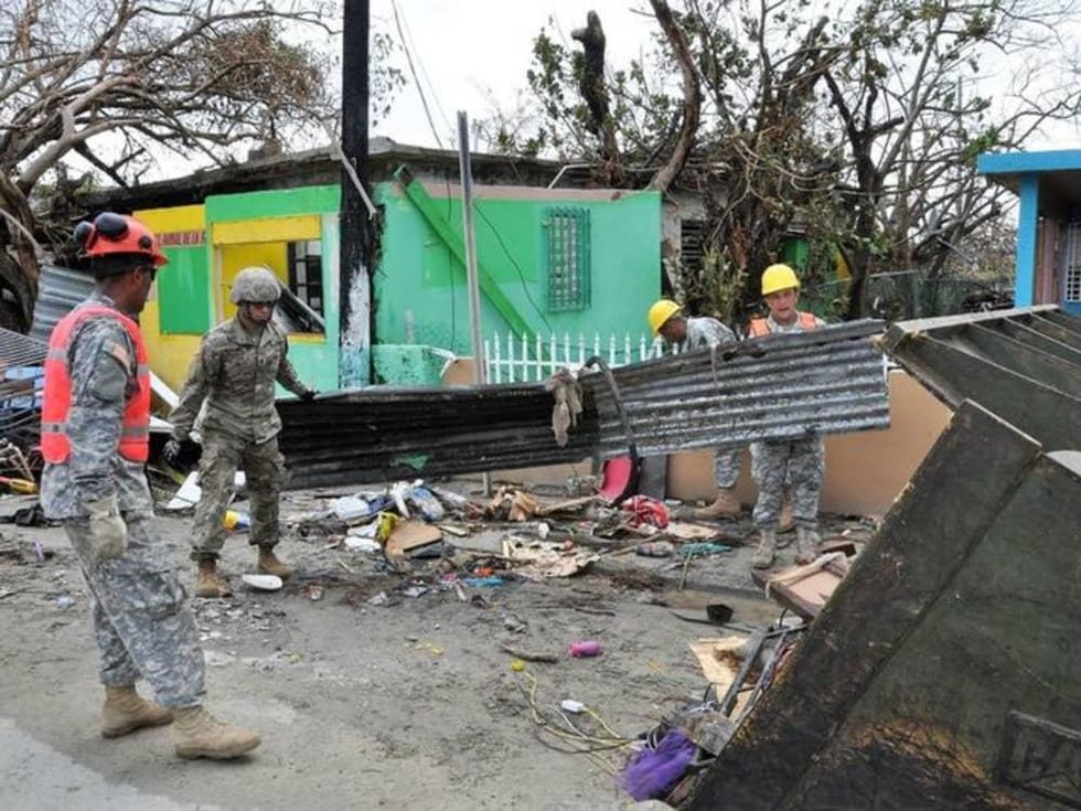 Hurricane Maria, uerto Rico National Guard soldiers, along with volunteers of the Puerto Rico State Guard, work together to fulfill the road clearing mission at Punta Santiago in Humacao, Puerto Rico on September 27, Houzz