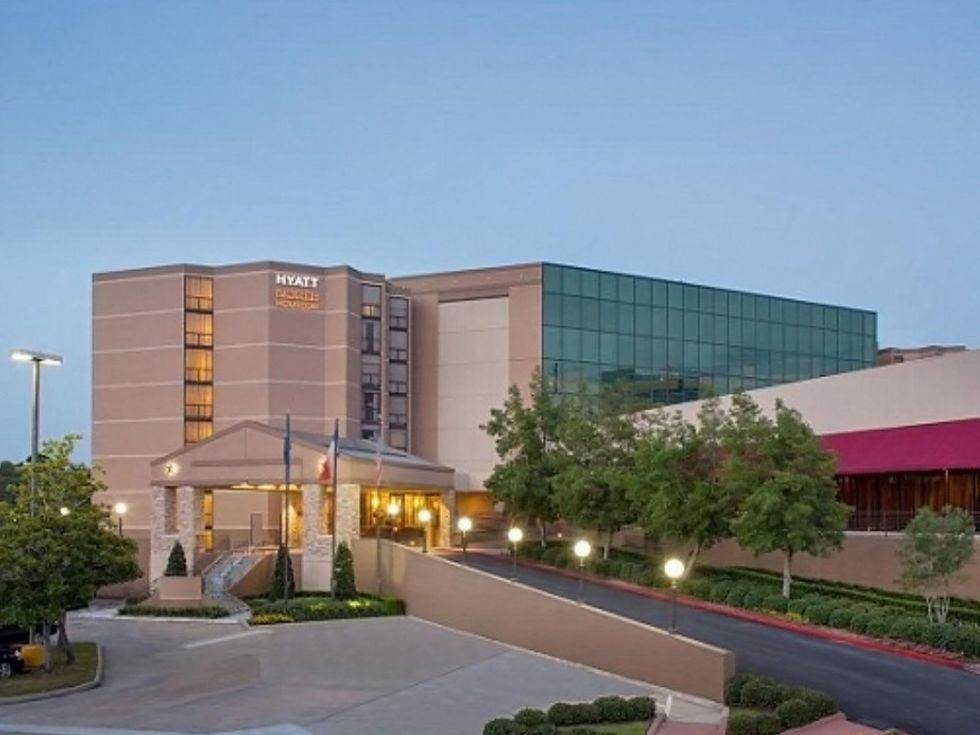 Hyatt North Houston site where girl found dead in hotel room after prom May 2014