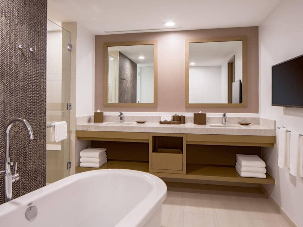 Hyatt Regency two story suites master bath