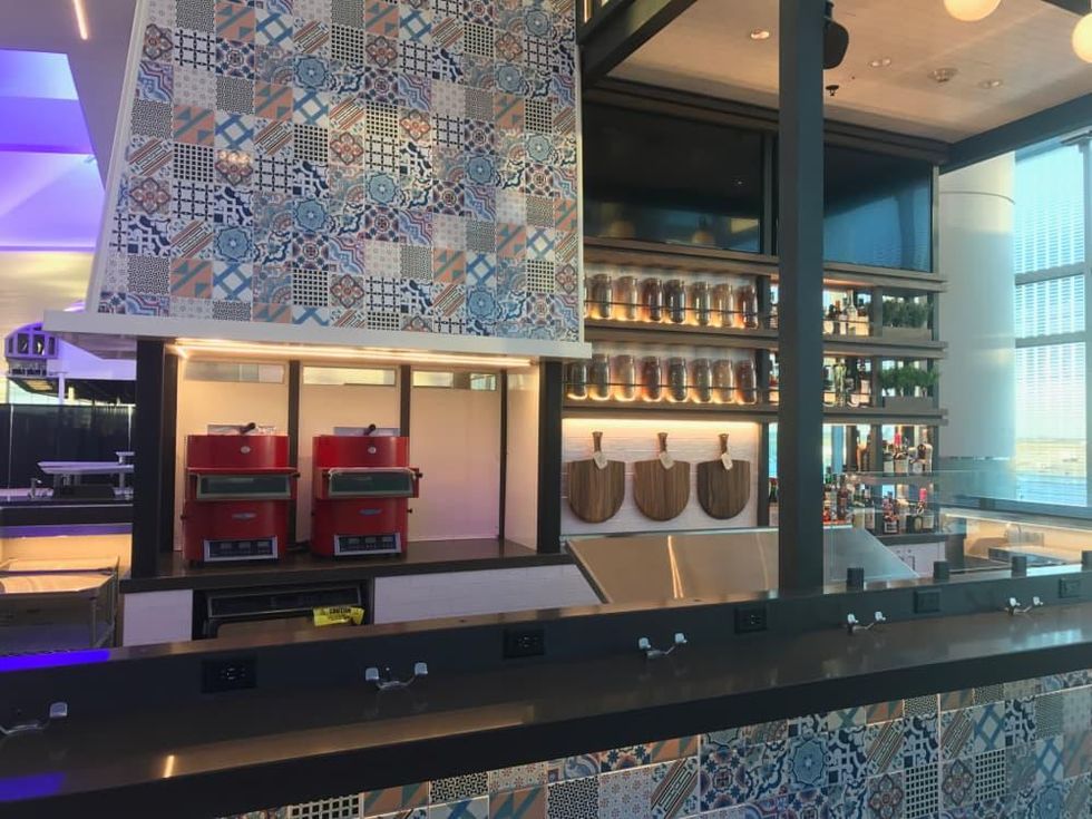 IAH Terminal C North Pala