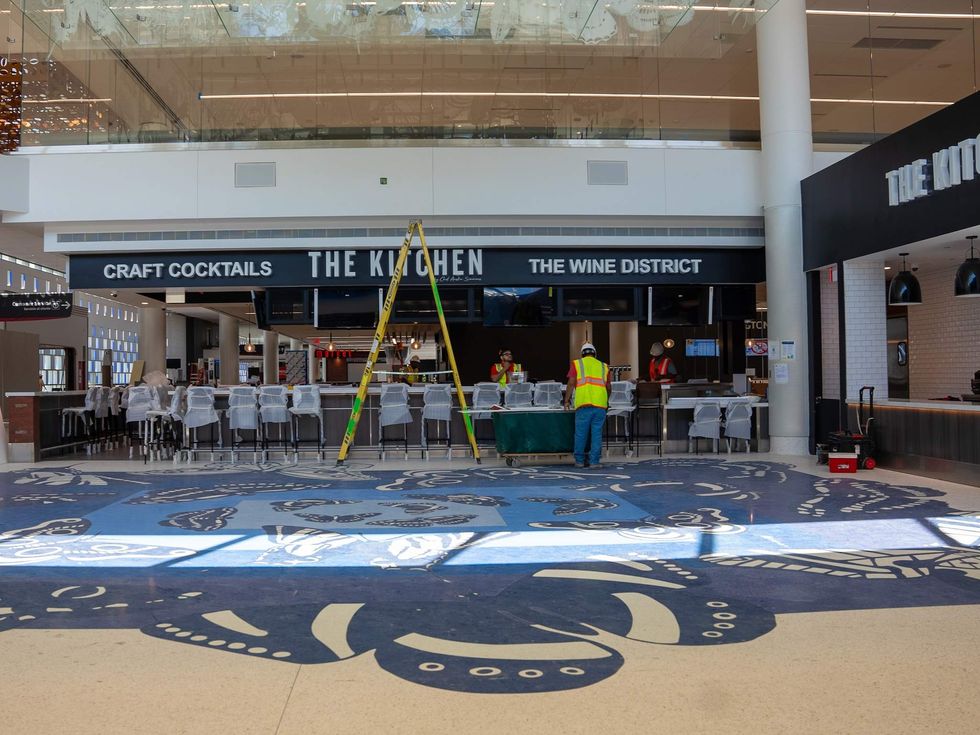 IAH Terminal D West Pier